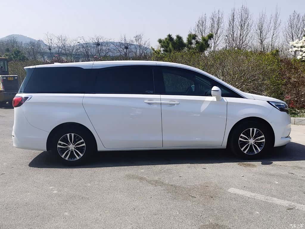 Buick GL8, 2021 21