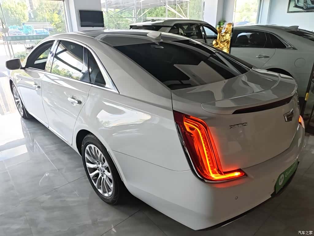 Cadillac XTS, 2019 все фото