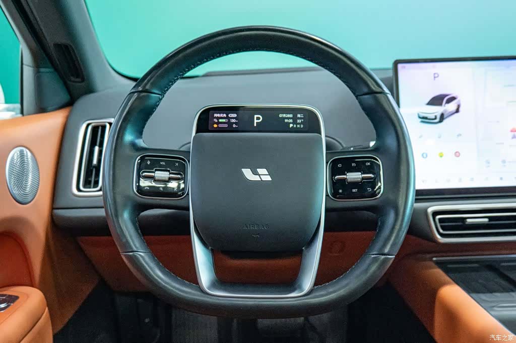 Li Auto L6, 2024 11