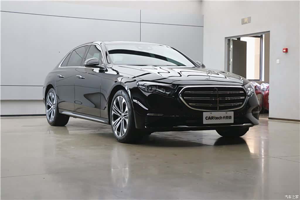 Mercedes-Benz E-Class, 2026 2
