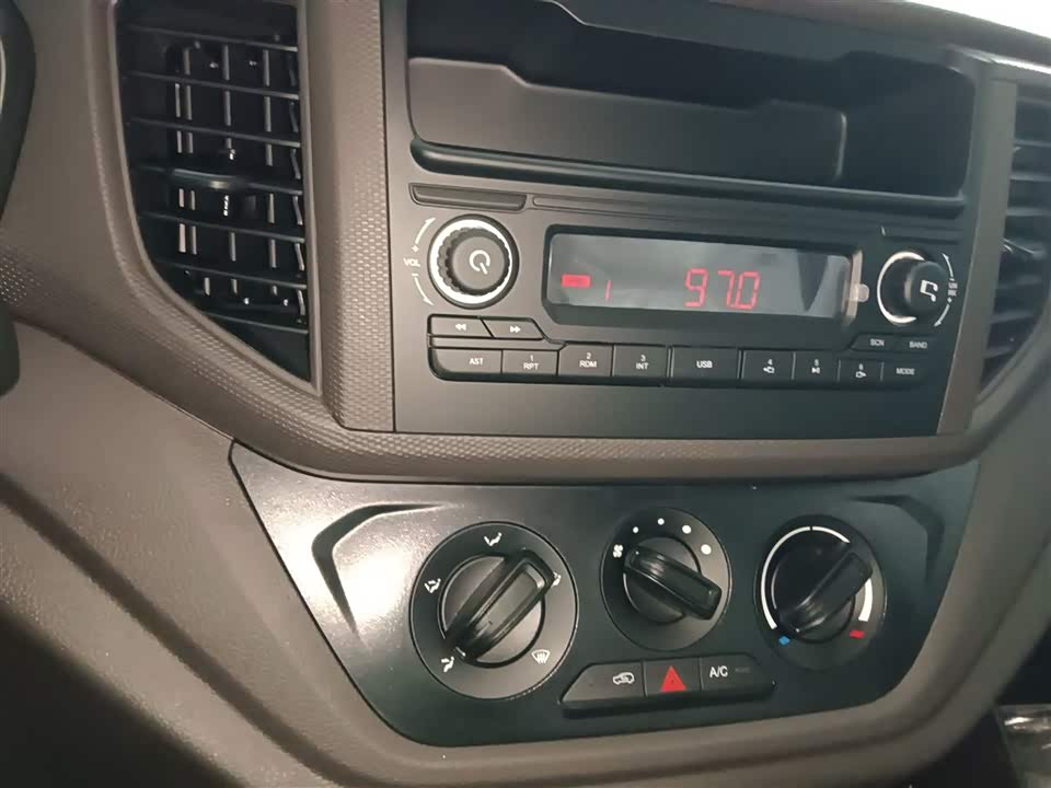 Wuling Wuling Hongguang V