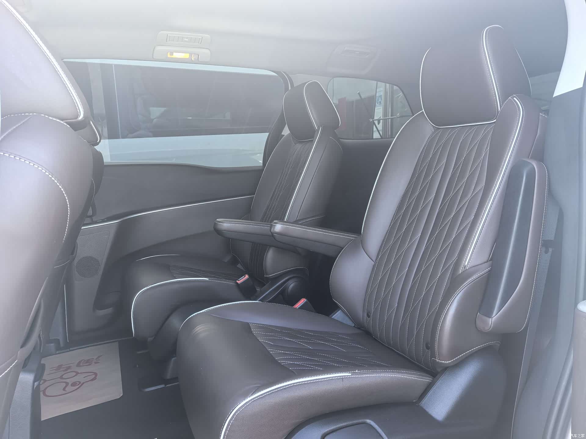 Buick GL8, 2022 12