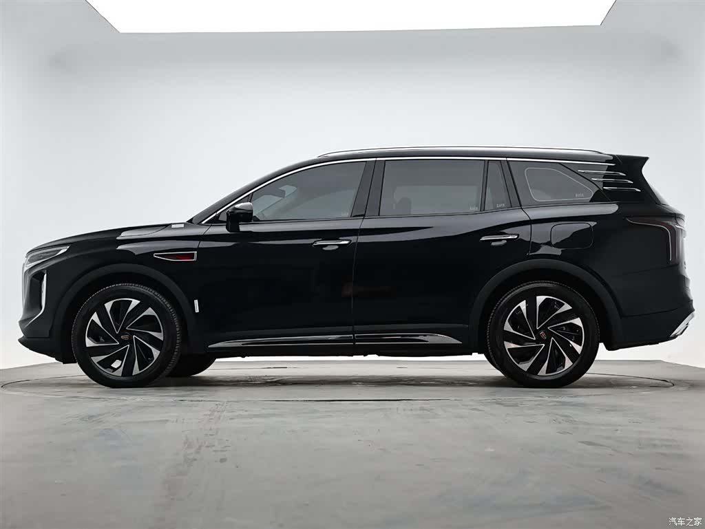 Hongqi HS7, 2024 6