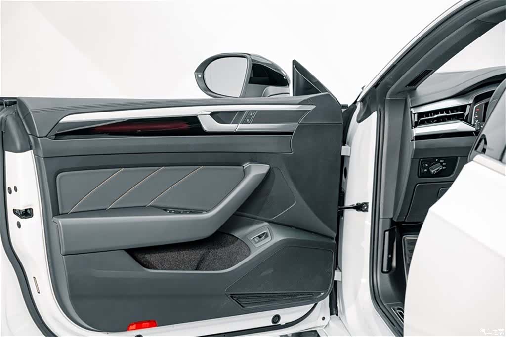 Volkswagen CC, 2024 15