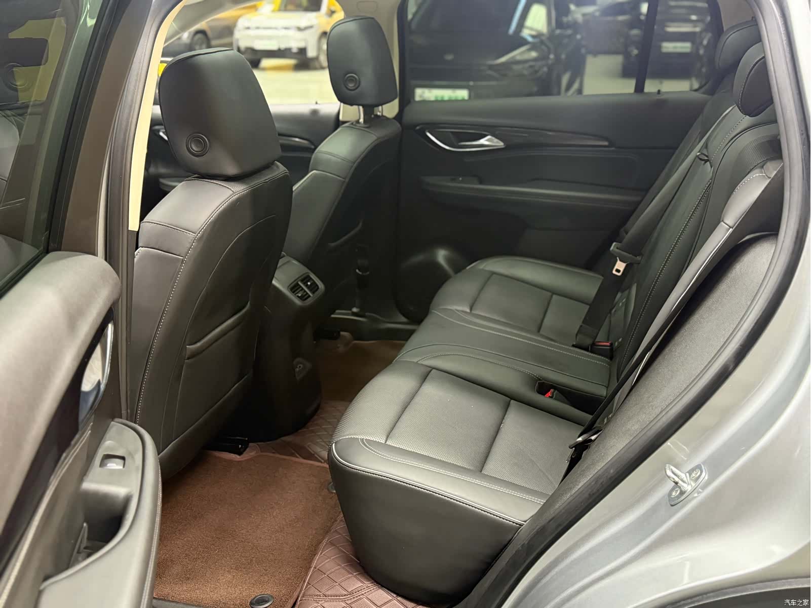 Buick Envision Plus, 2023 11
