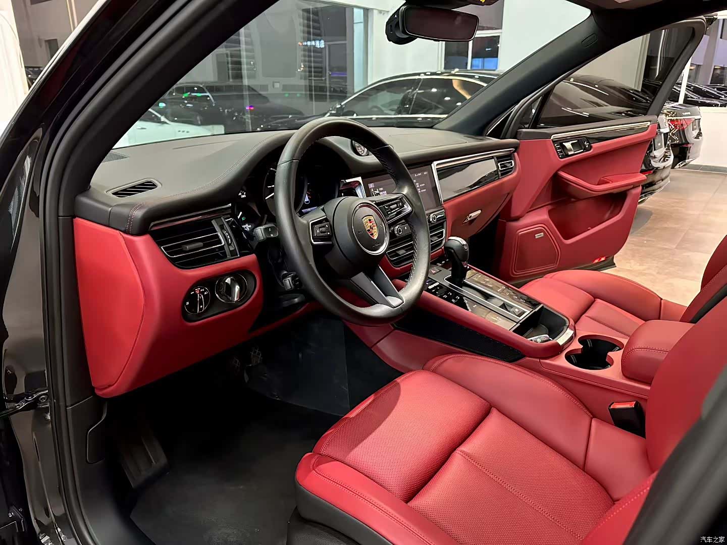 Porsche Macan, 2023 7