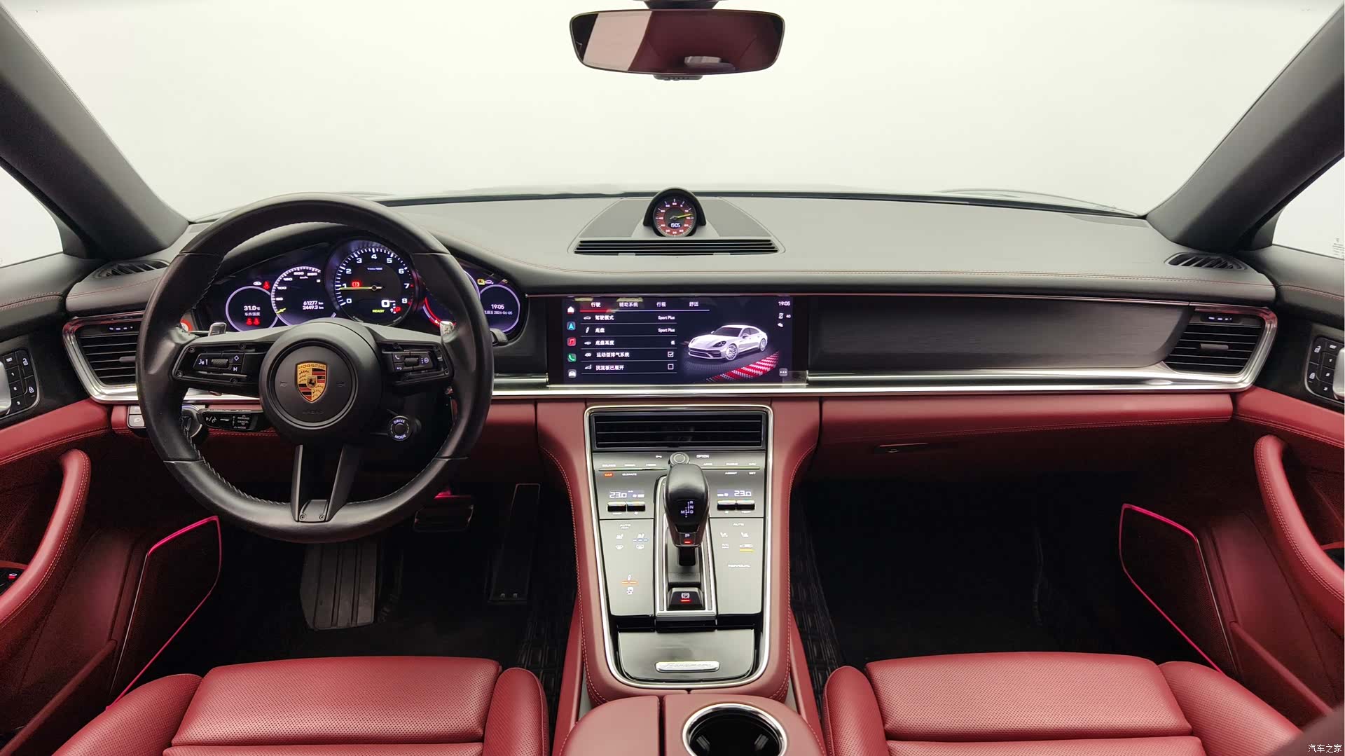 Porsche Panamera, 2022 10