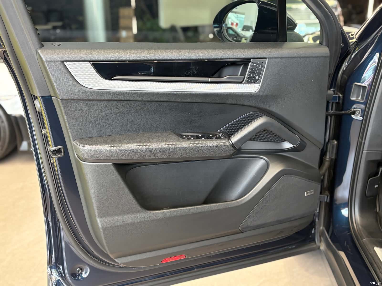 Porsche Cayenne, 2024 9