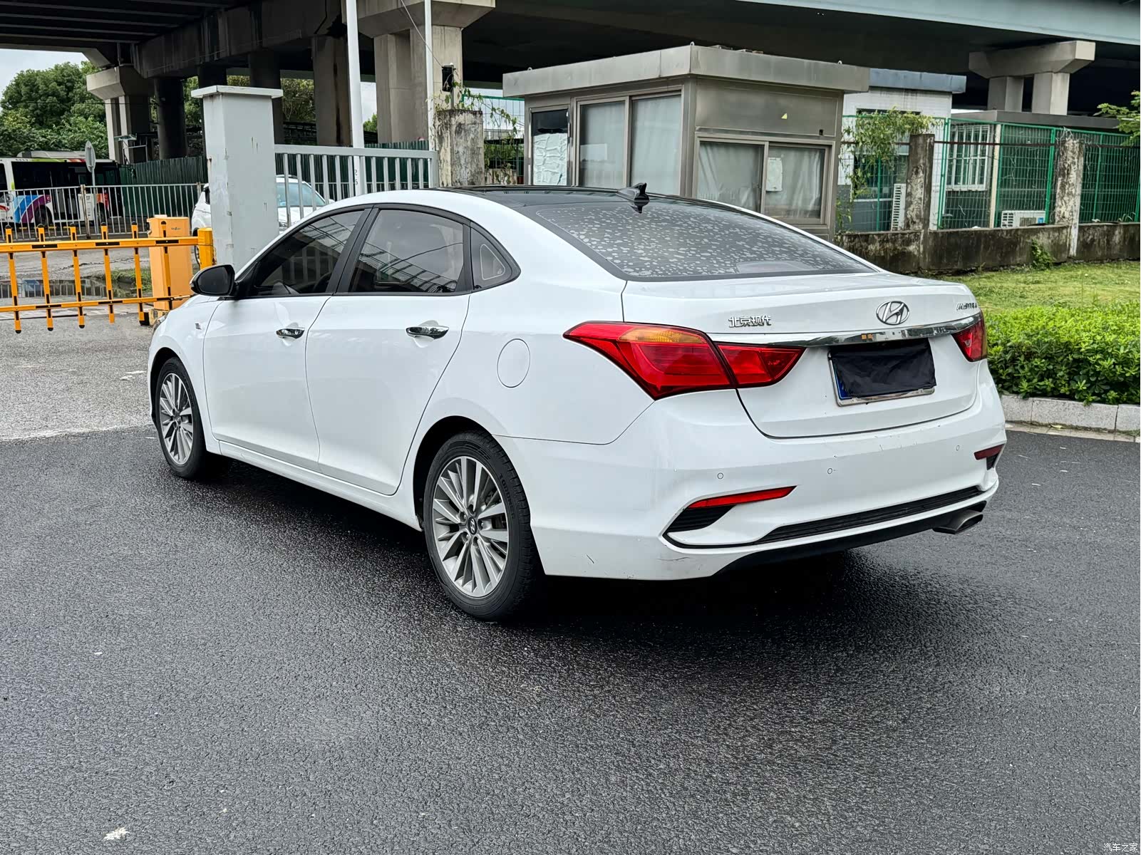 Hyundai DLX, 2020 14