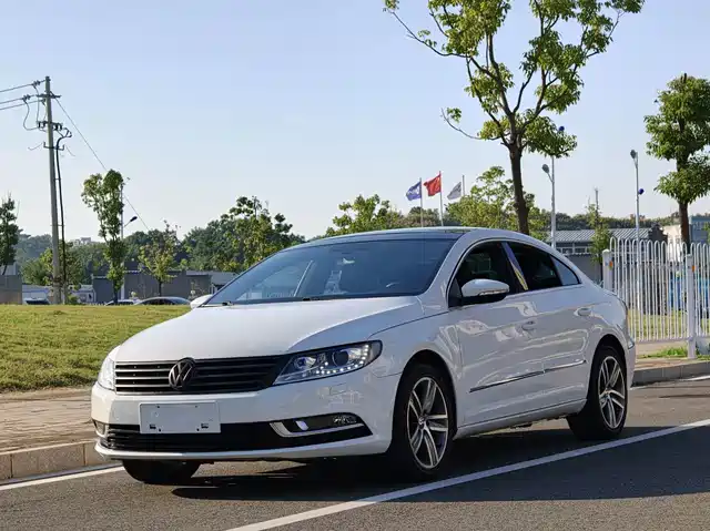 Volkswagen CC 2016 — купить из Китая под заказ