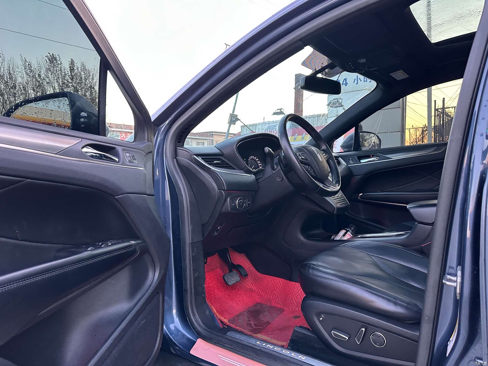 Lincoln MKC, 2018 4