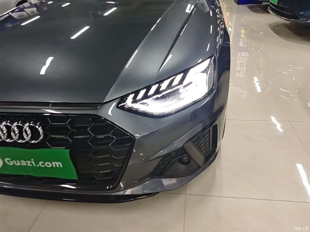 Audi A4L, 2023 24