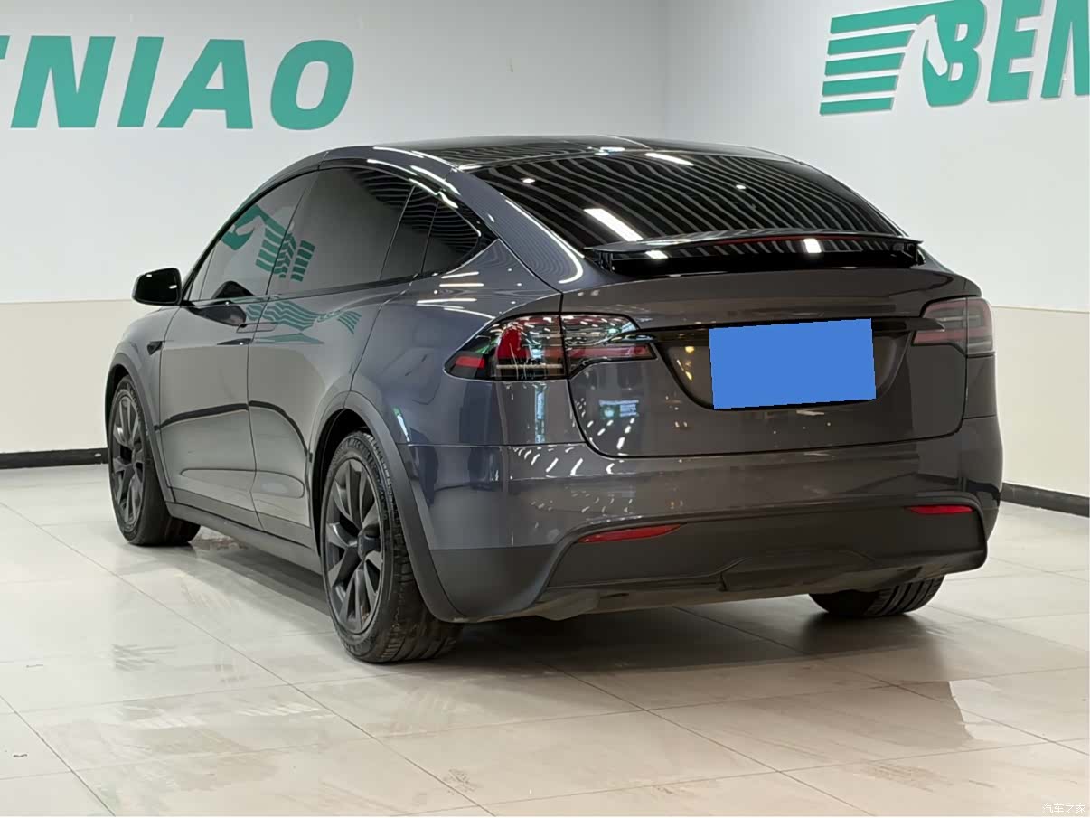 Tesla Model X, 2023 4