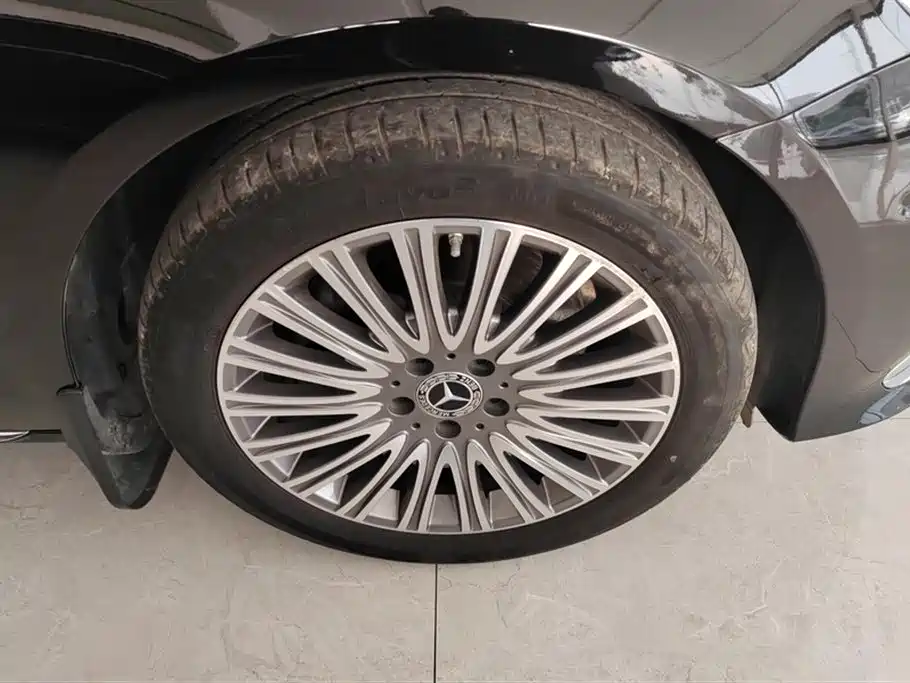 Mercedes-Benz E-class Mercedes-Benz E-class
