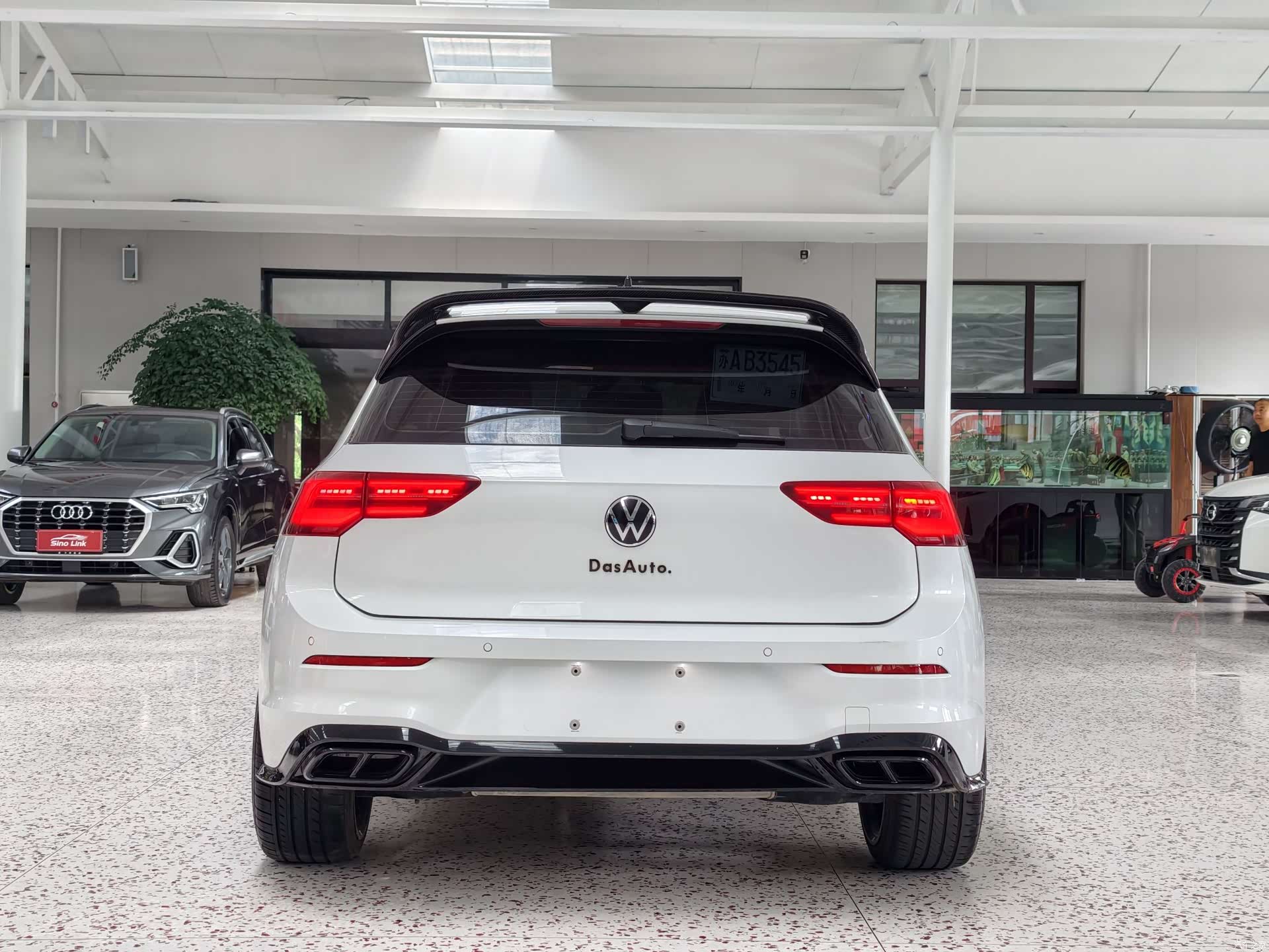 Volkswagen Golf, 2023 14