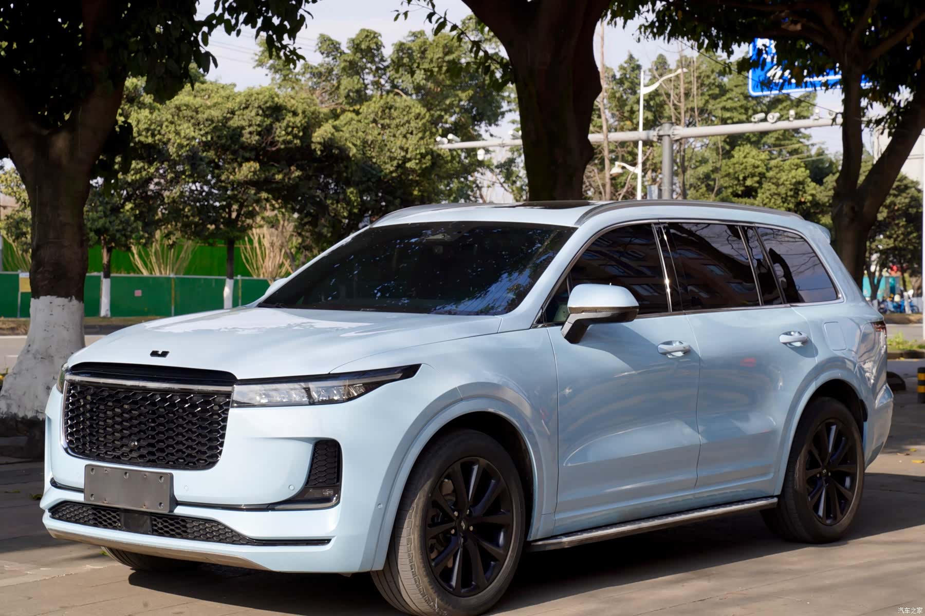 Li Auto ONE, 2021 1
