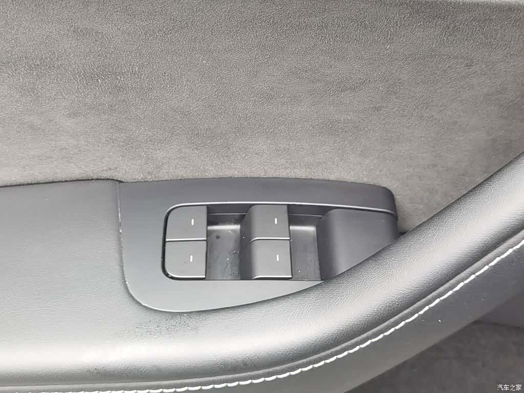 Tesla Model Y, 2022 9