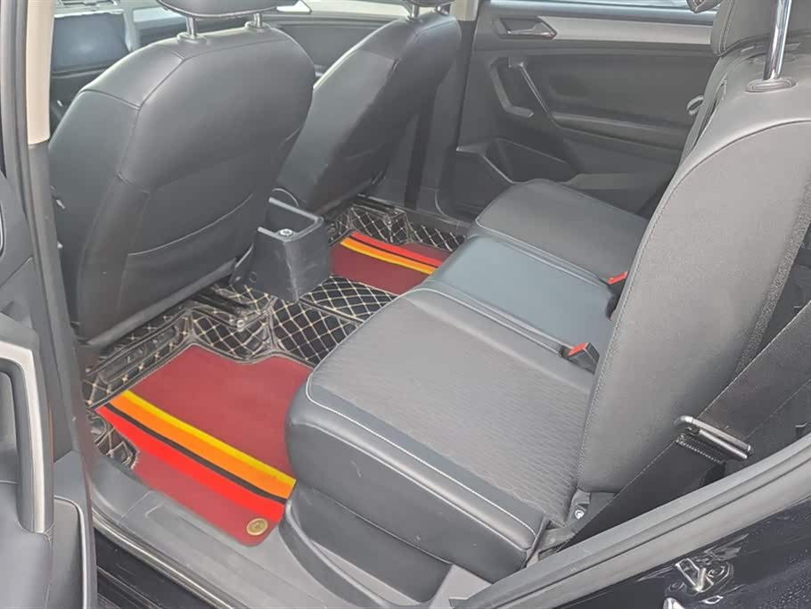 Volkswagen Tiguan L Volkswagen Tiguan L