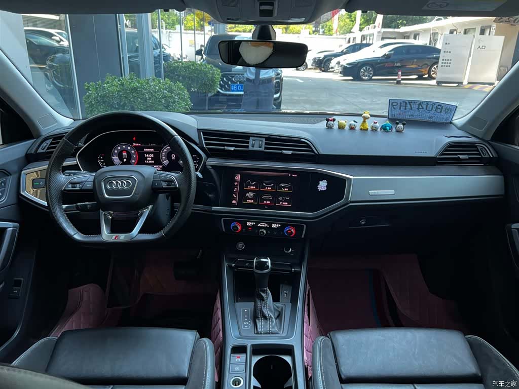 Audi Q3, 2021 10