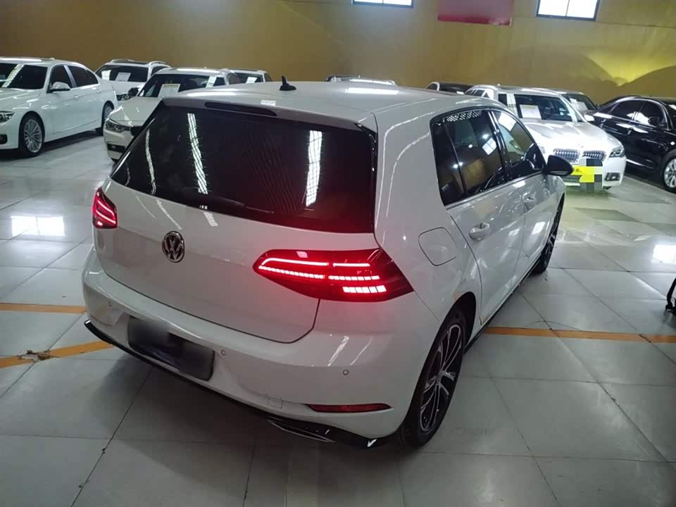 Volkswagen golf