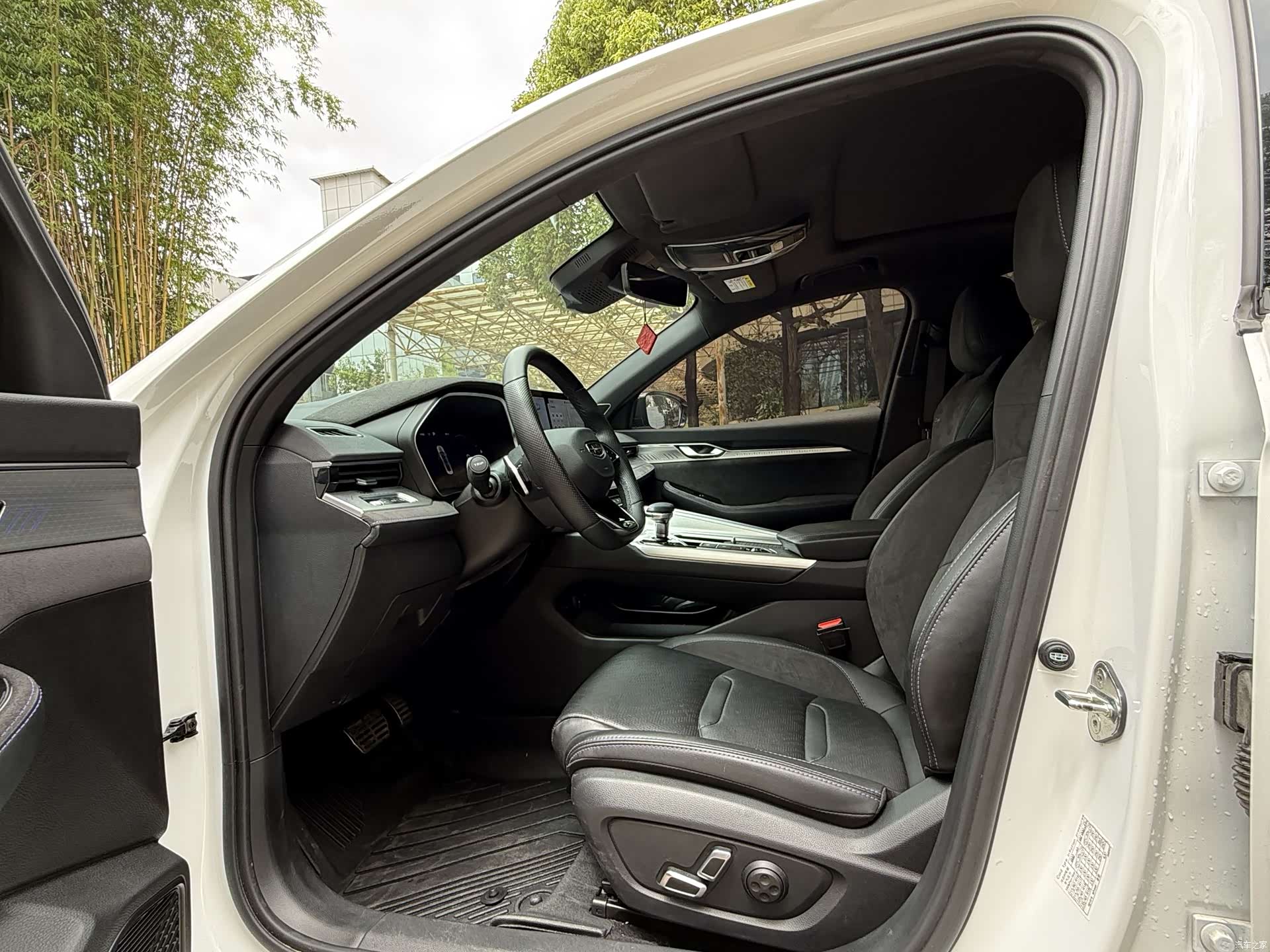 Geely Preface, 2025 4