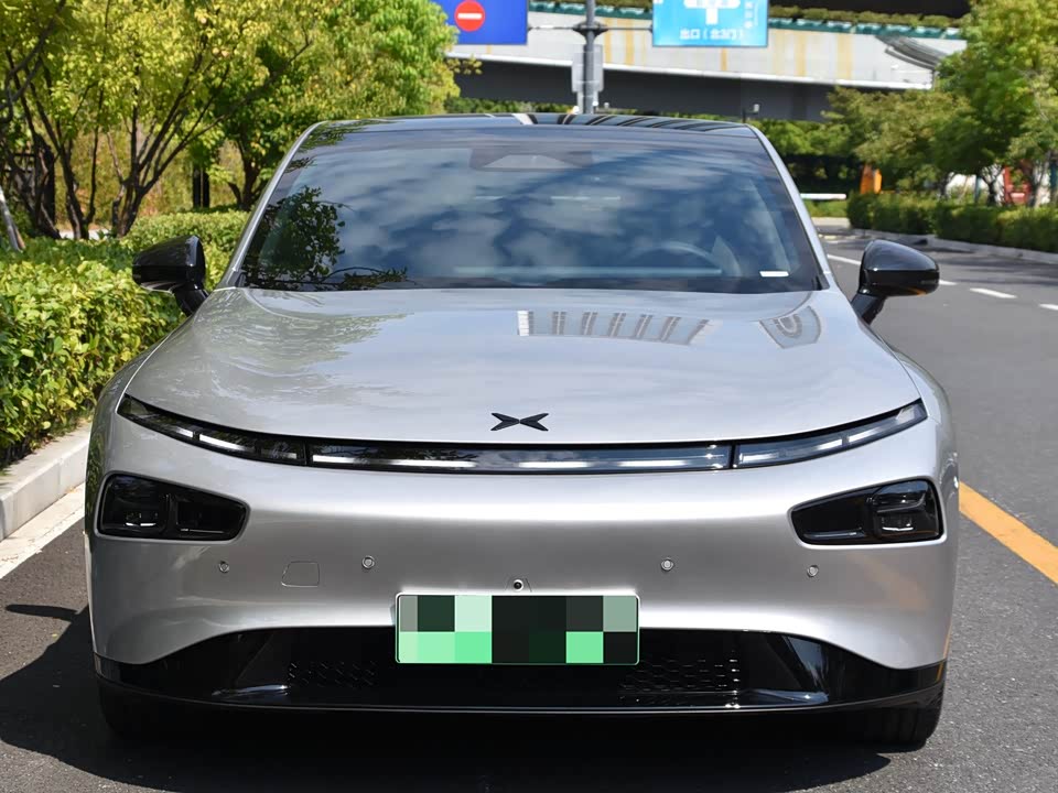 XPENG P7