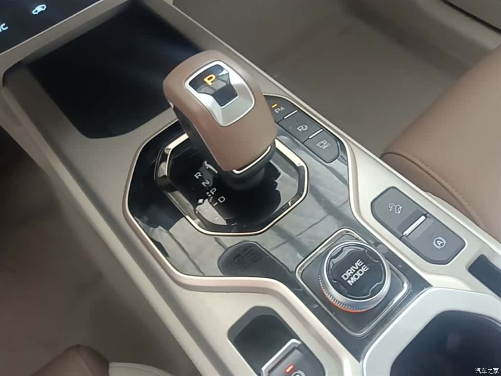 Geely Icon, 2022 14