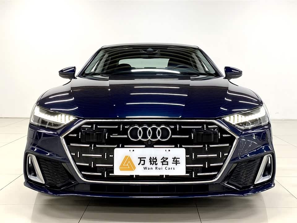 Audi A7L