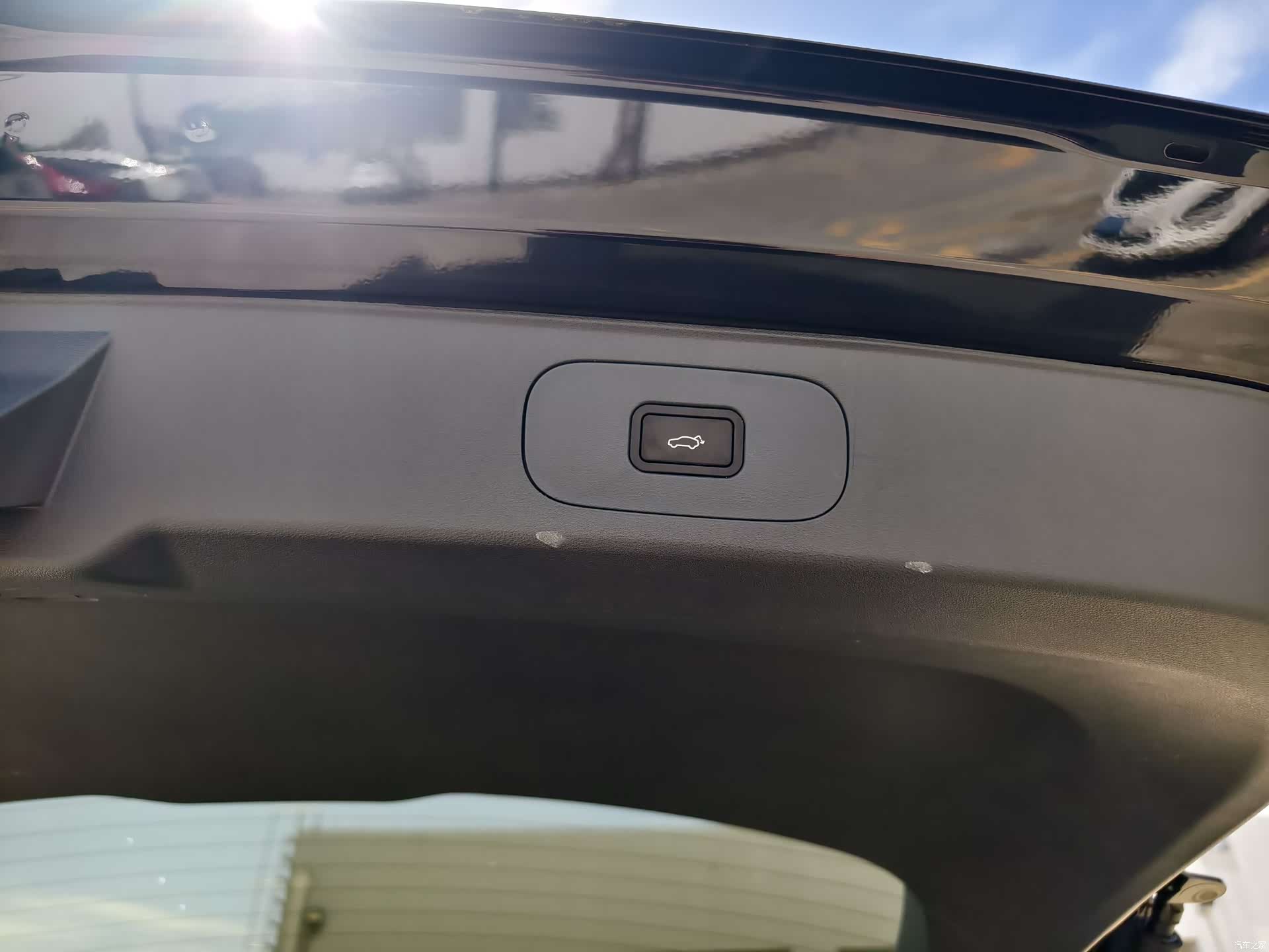 Geely 7, 2025 17