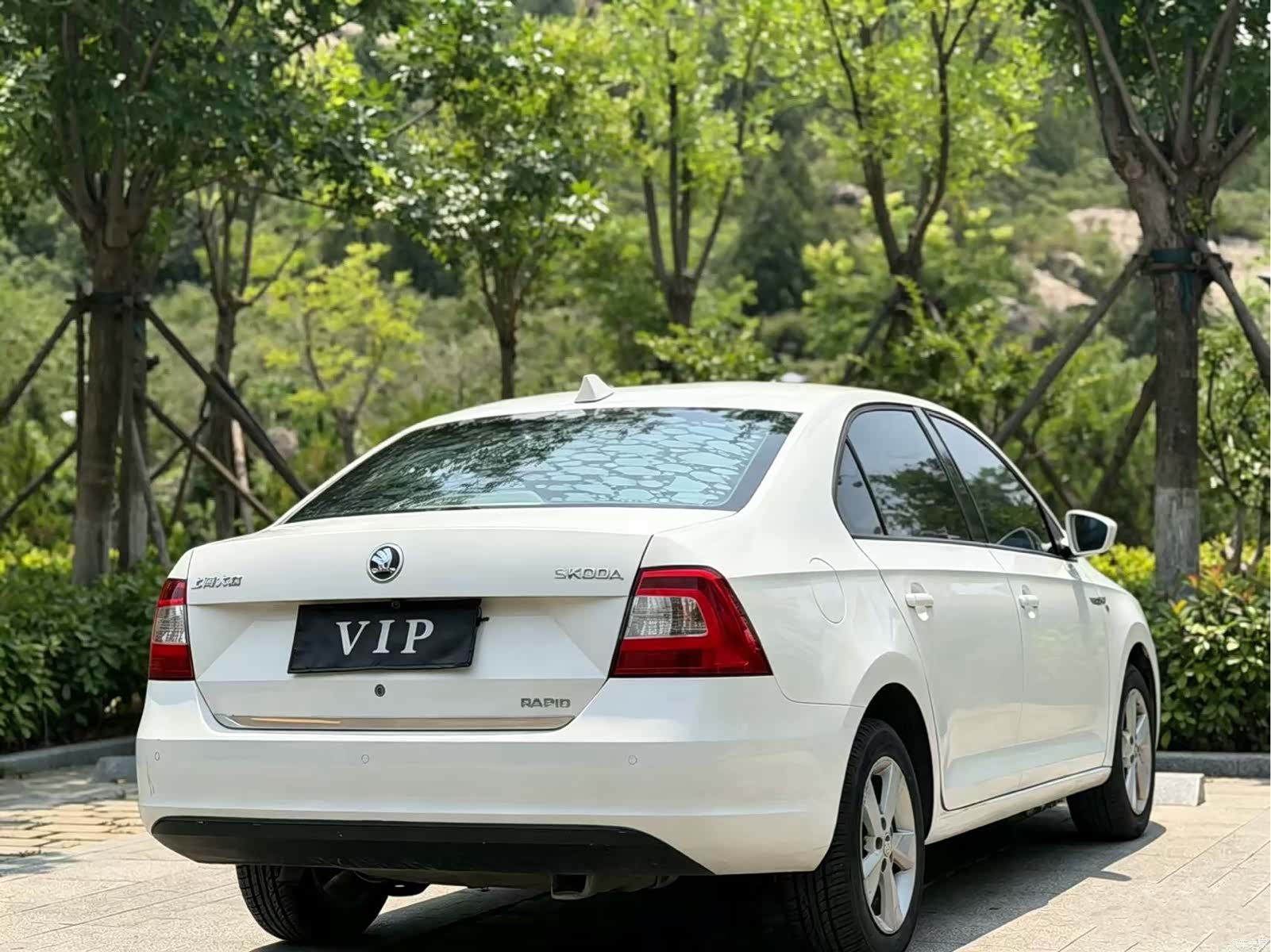 Skoda Rapid, 2013 6