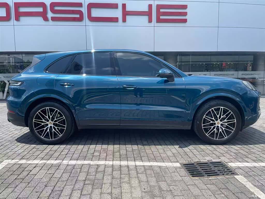 Porsche Cayenne, 2024 4