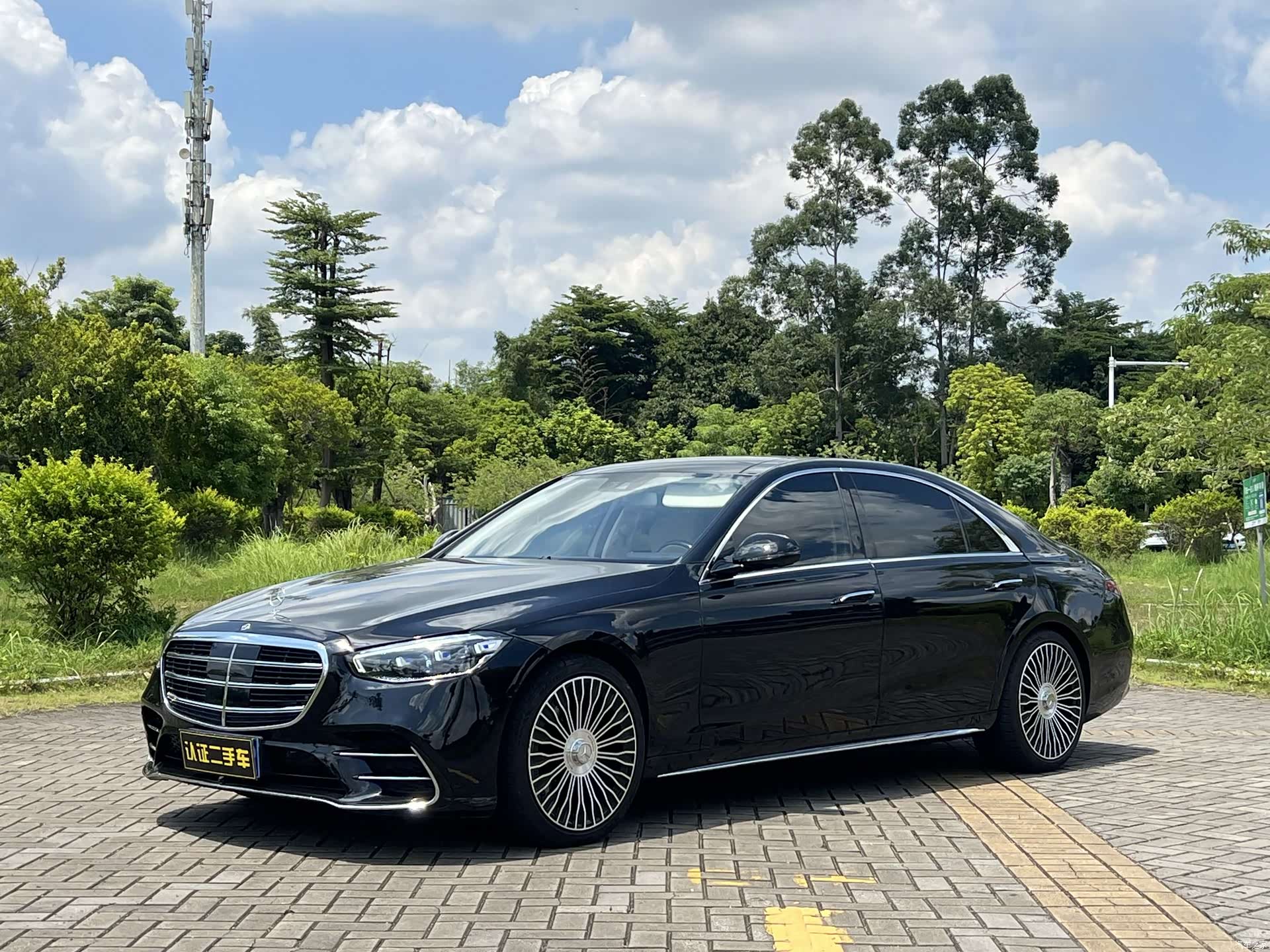 Mercedes-Benz S-Class, 2012 1