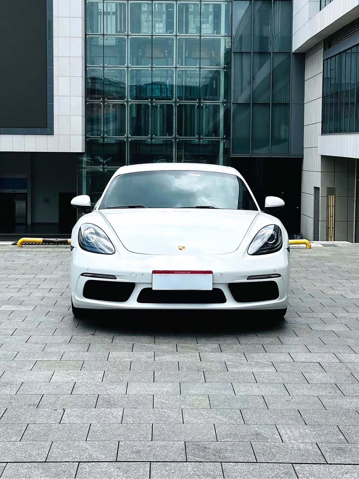 Porsche Cayman, 2018 2