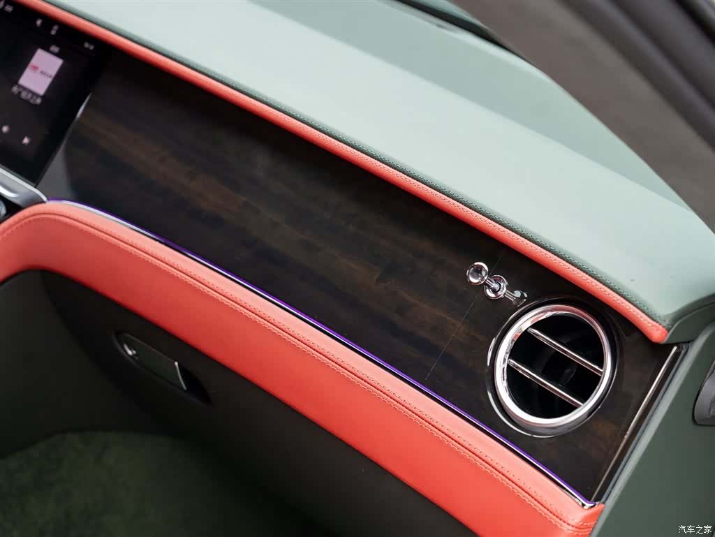 Bentley Continental GT, 2024 15