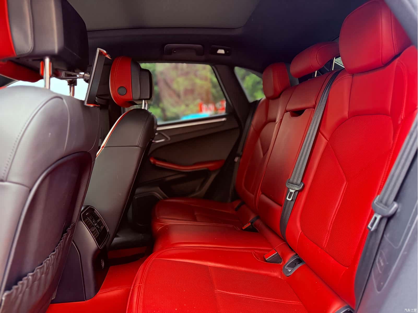 Porsche Macan, 2019 11