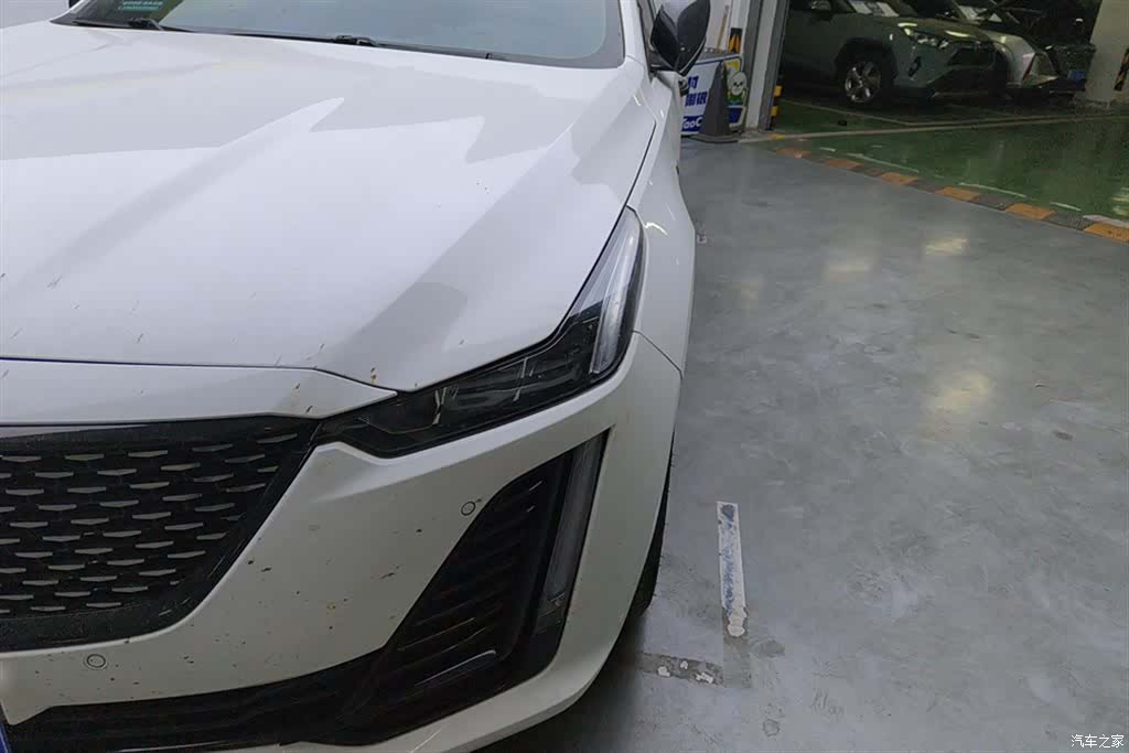 Cadillac CT5, 2022 все фото