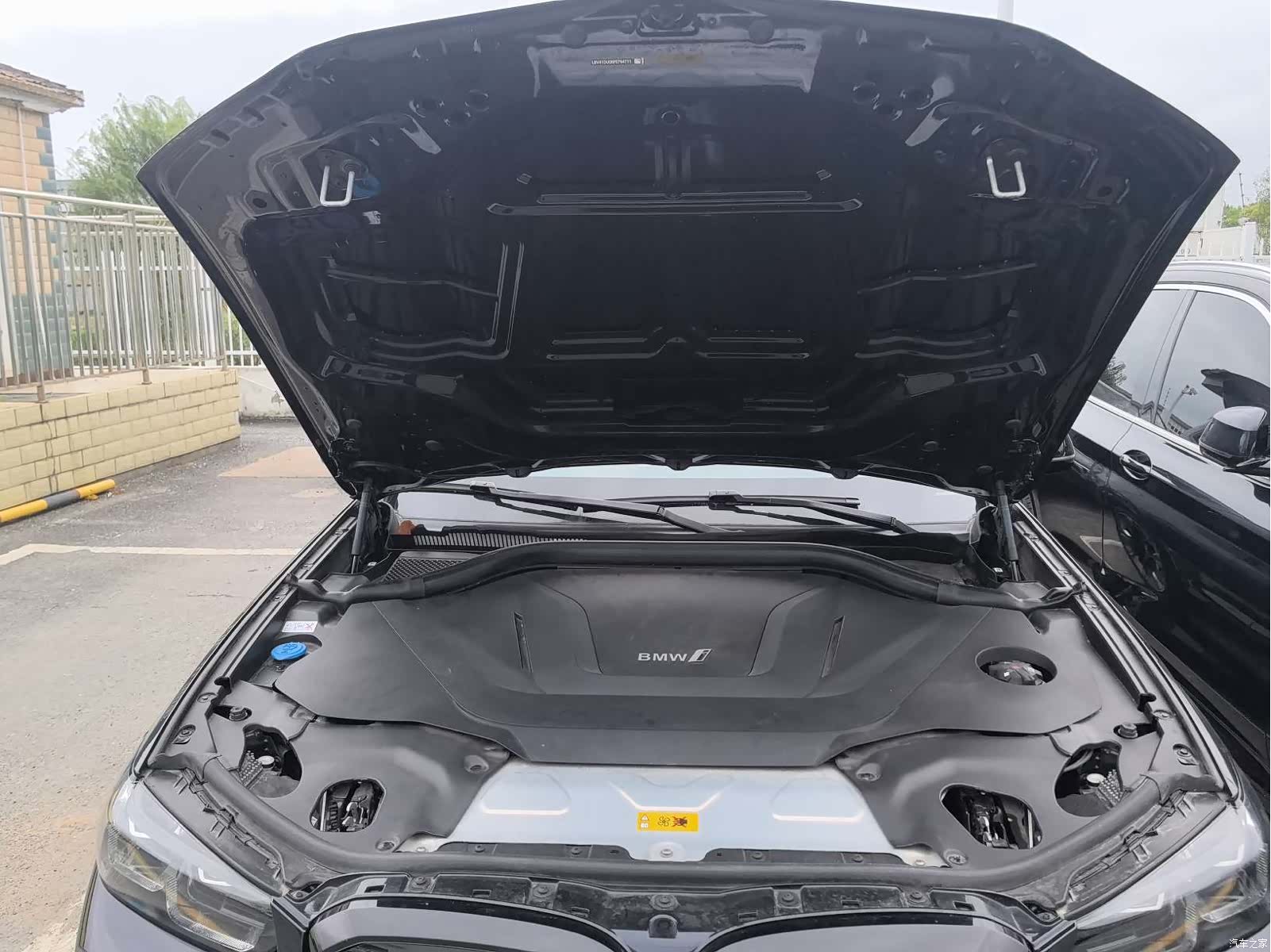 BMW iX3, 2023 16
