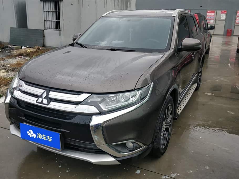 Mitsubishi Outlander Mitsubishi Outlander