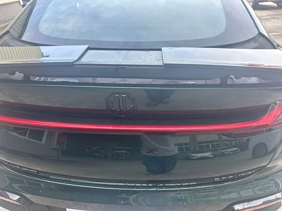 MG MG7