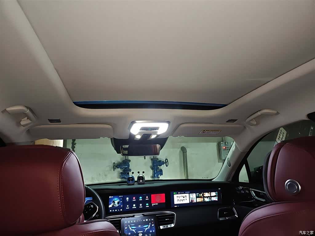 Hongqi E-HS9, 2022 9