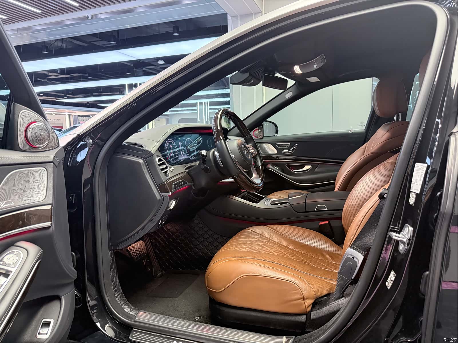 Maybach S-Class, 2020 все фото