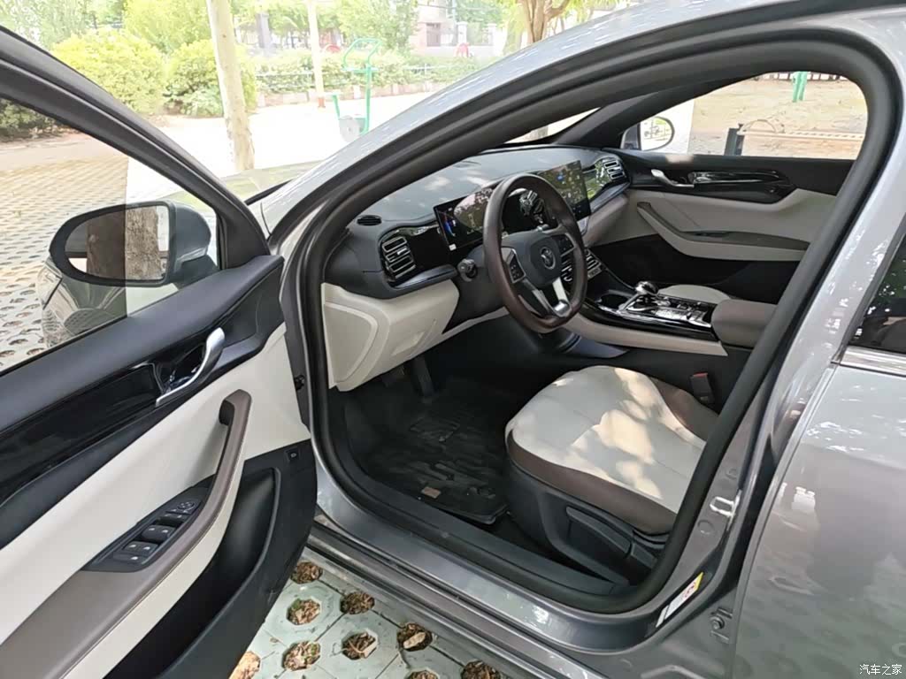 BYD Qin, 2025 16