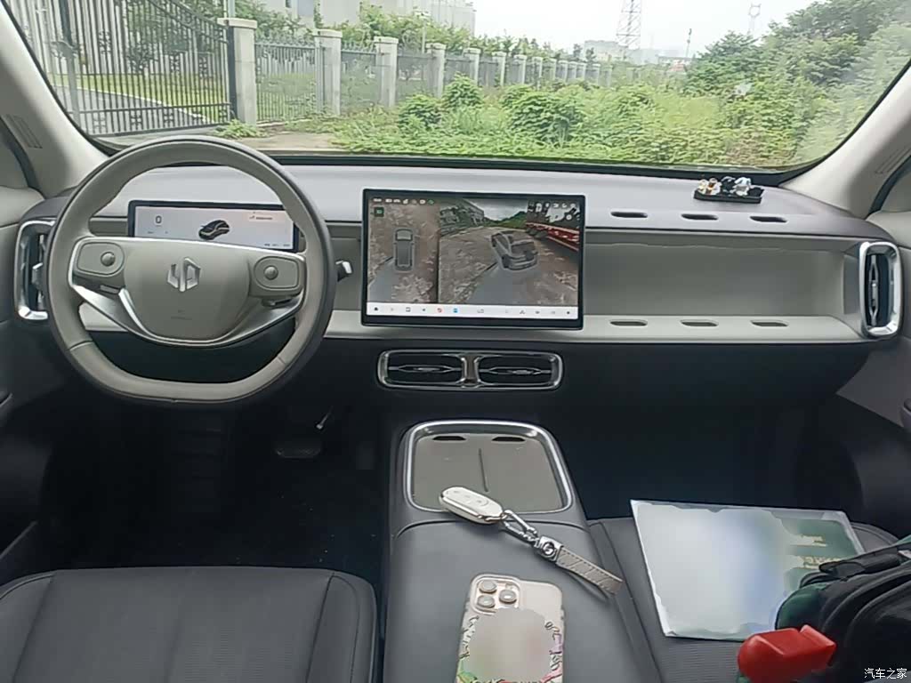 Leapmotor B10, 2025 10