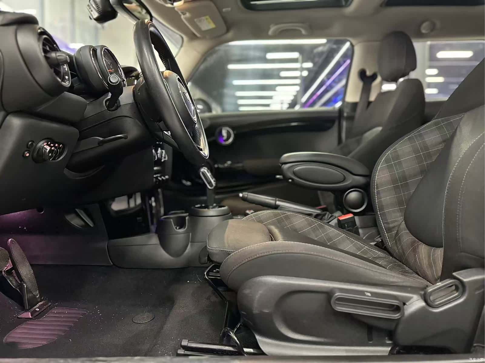 Mini Cooper, 2019 13