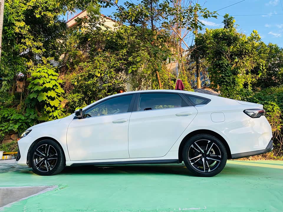 Tank Yibin Car Tank Yibin Car
