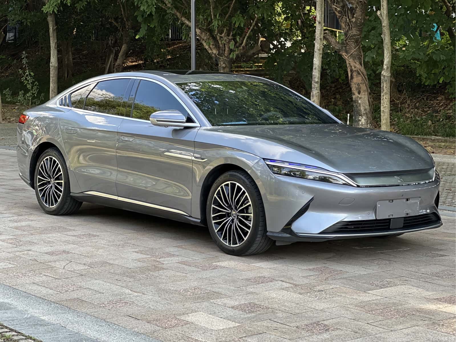 BYD Han, 2022 3