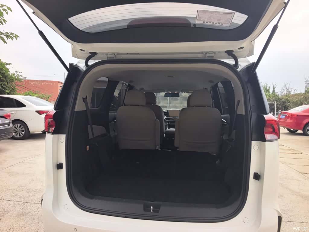 Maxus G50, 2025 16