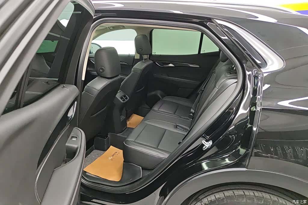 Buick Envision, 2023 11