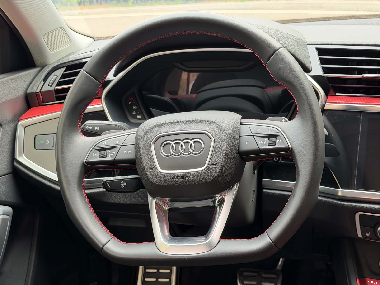 Audi Q3, 2023 6