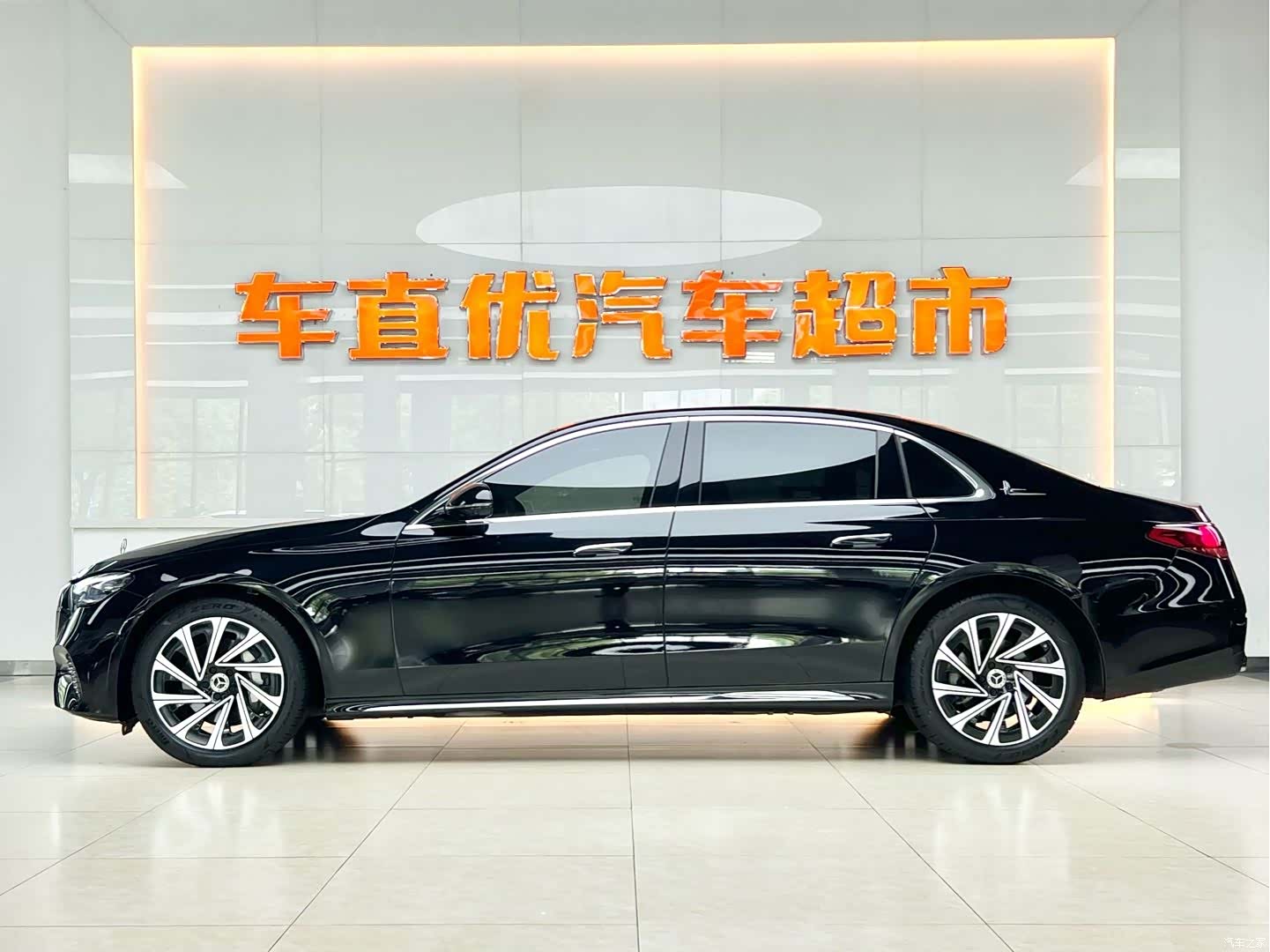 Mercedes-Benz E-Class, 2024 4